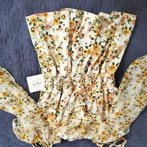 Cute yellow summer/fall top